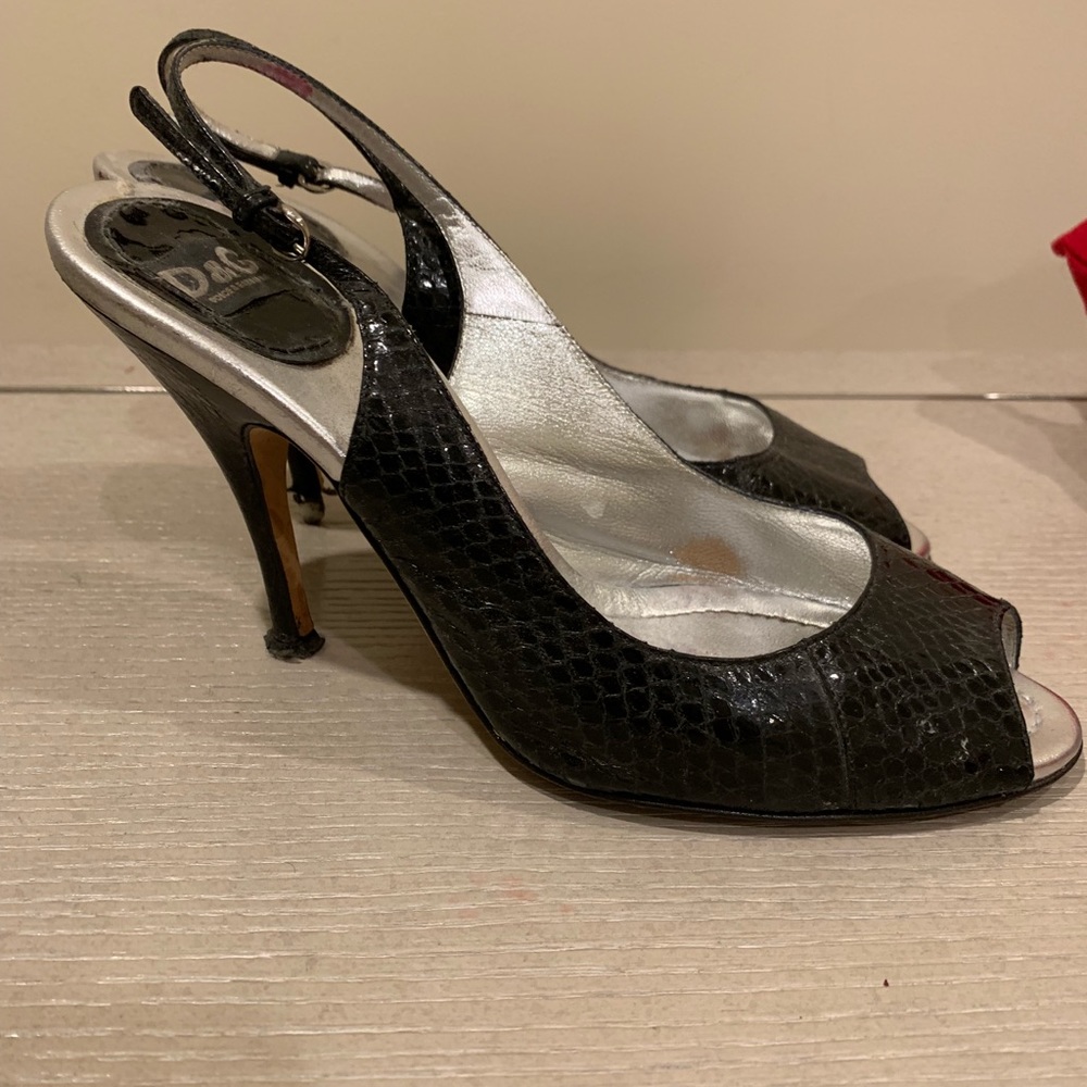 D&G Dolce & Gabbana 38.5 Snake Skin Peep Toe Heel